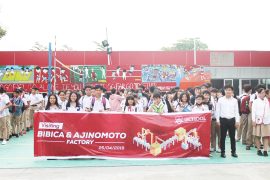 Học sinh tham quan học tập tại nhà máy Bibica và Ajinomoto
