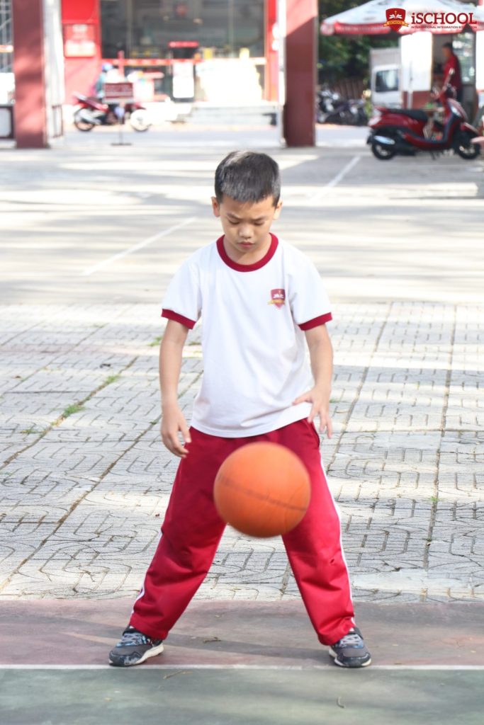PHÁT TRIỂN THỂ LỰC TOÀN DIỆN VỚI CLB BÓNG RỔ CỦA iSCHOOL SÓC TRĂNG - Hệ ...