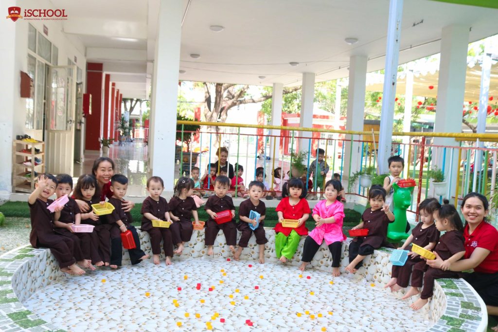 các trò chơi dân gian cho trẻ mầm non