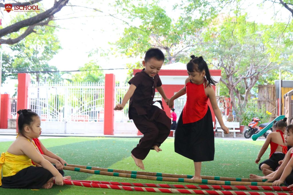 các trò chơi dân gian cho trẻ mầm non