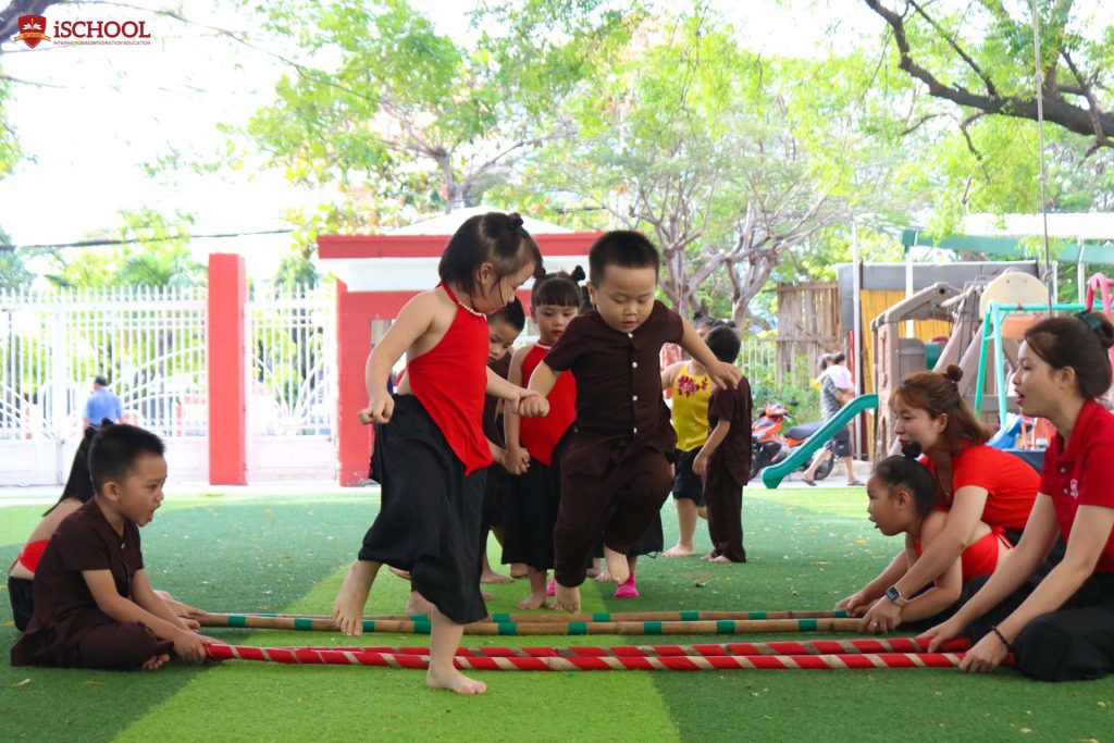 các trò chơi dân gian cho trẻ mầm non
