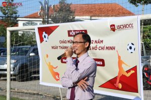 Thầy Nguyễn Ngọc Sáng - Phó hiệu trưởng nhà trường - Phát biểu khai mạc Hội thao