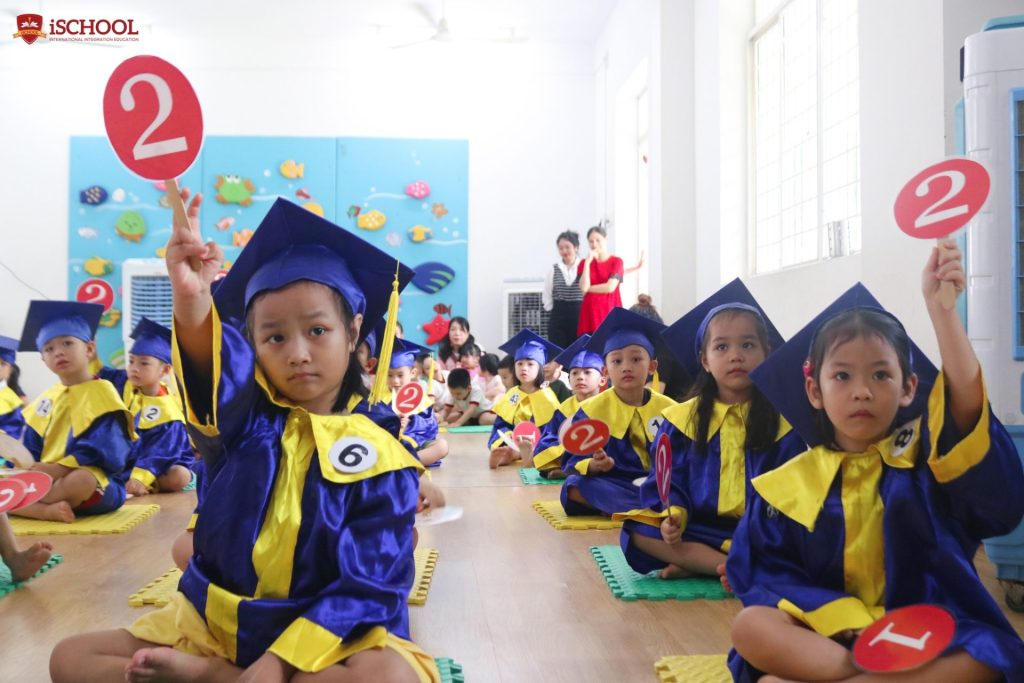 iSers Kindy 5 tham gia cuộc thi Golden bell challenge