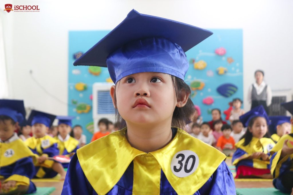 iSer tham gia cuộc thi Golden bell challenge