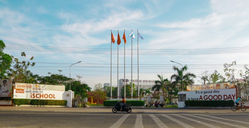 ischool-ninh-thuan-co-ty-le-dau-tot-nghiep-thpt-2023-trong-tinh-cong-truong