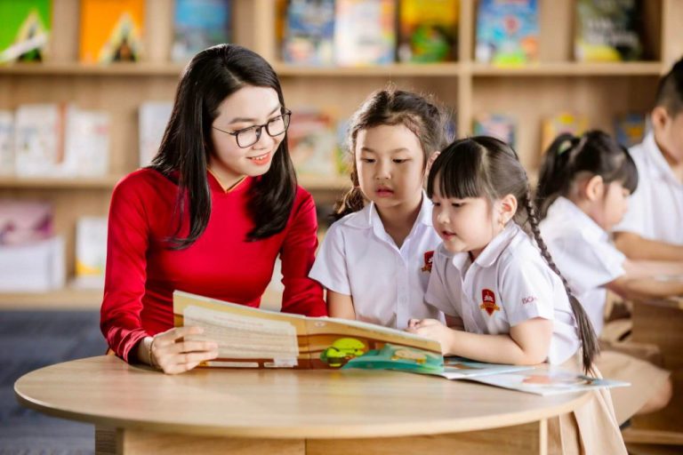 Rèn luyện tư duy sáng tạo thông qua ngoại ngữ