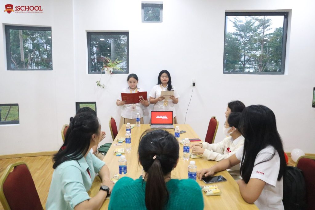 Buổi sinh hoạt ra mắt của Câu lạc bộ Truyền thông - Tiếp sức Drama