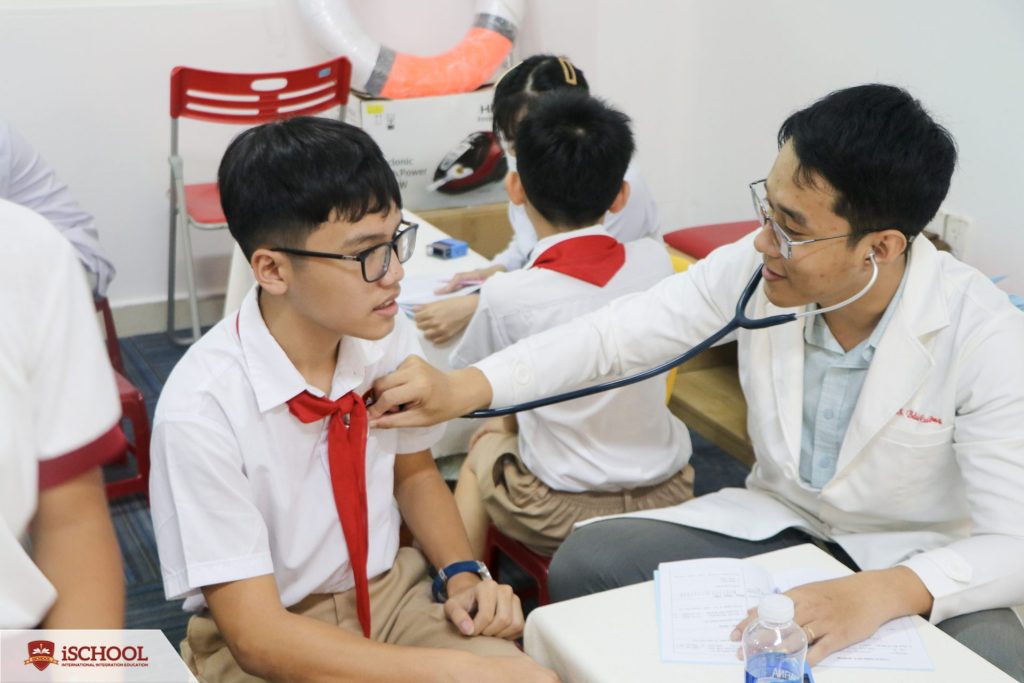 khám sức khỏe định kỳ ischool trà vinh