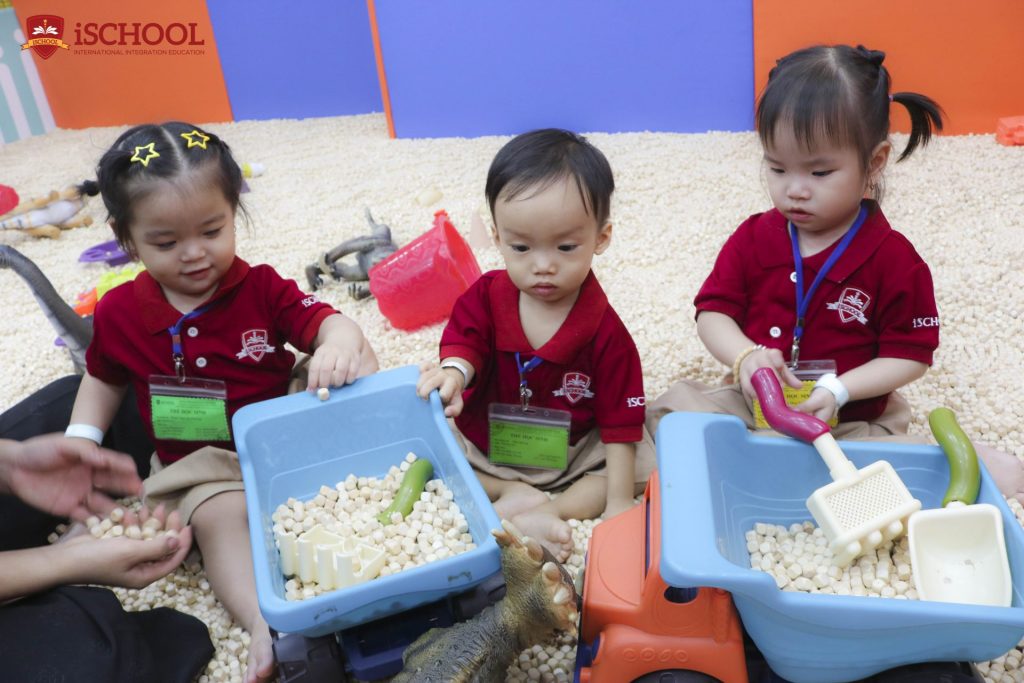 iSers mầm non iSchool NInh Thuận thích thú tham gia dã ngoại