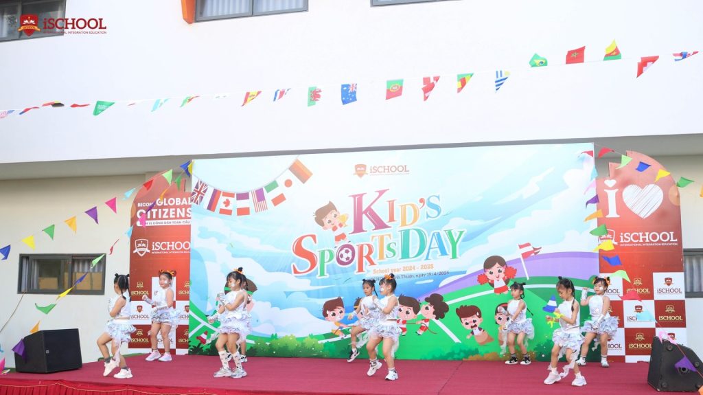 Không khí rộn ràng của sự kiện Kid's Sport Day