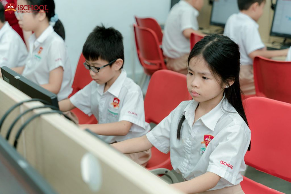Học phí tại iSchool Ninh Thuận không chỉ là con số – mà là khoản đầu tư cho tương lai