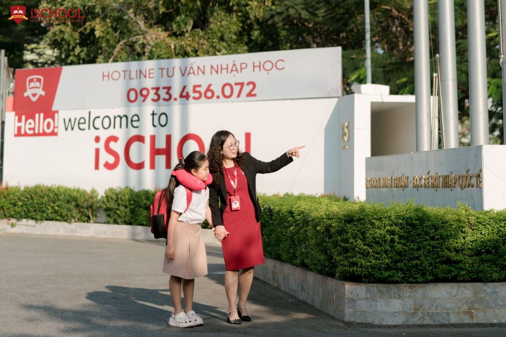 iSchool Ninh Thuận: Giáo dục không chỉ để thi cử mà còn để sống tử tế.