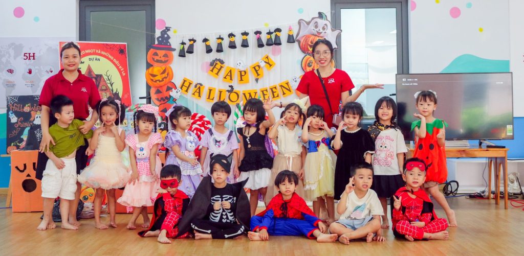 Sắc màu Halloween – Khi sáng tạo lên ngôi