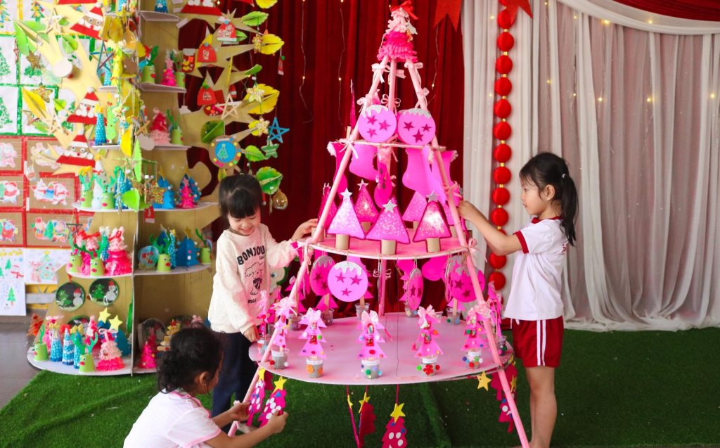"Letter to Santa" iSCHOOL Ninh Thuận
