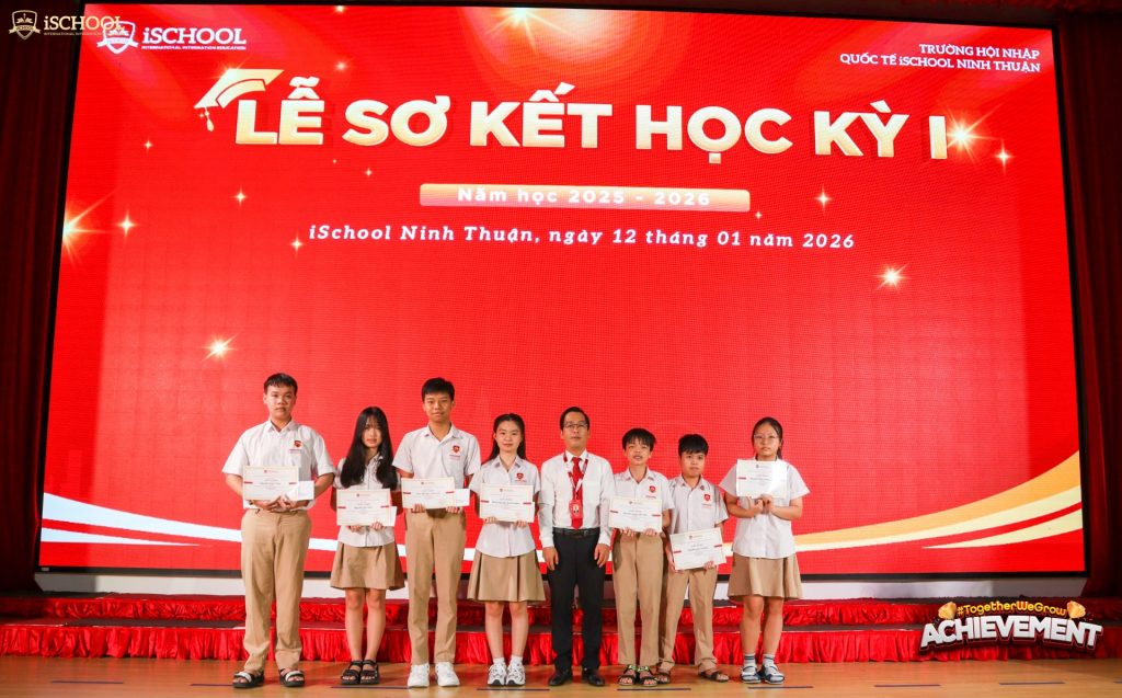 Lễ Sơ kết HKI năm học 2025-2026 Trường iSchool Ninh Thuận