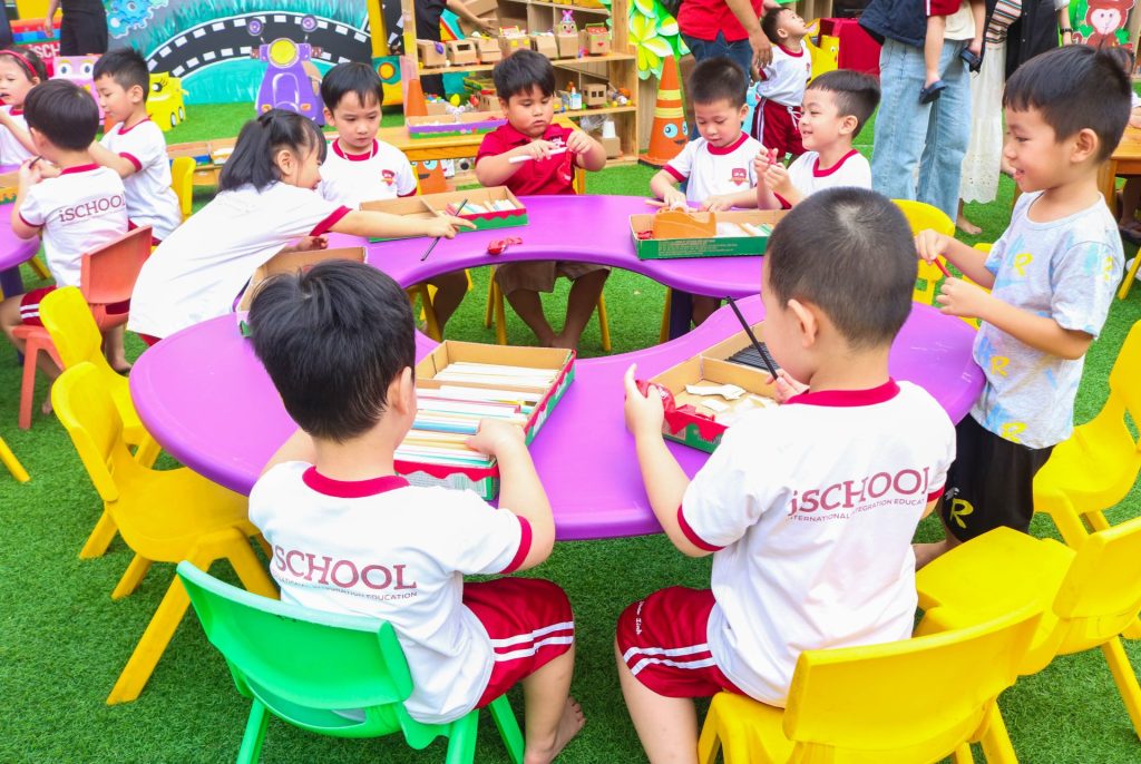 Ứng dụng khoa học vào đời sống với các sản phẩm thông dụng hằng ngày