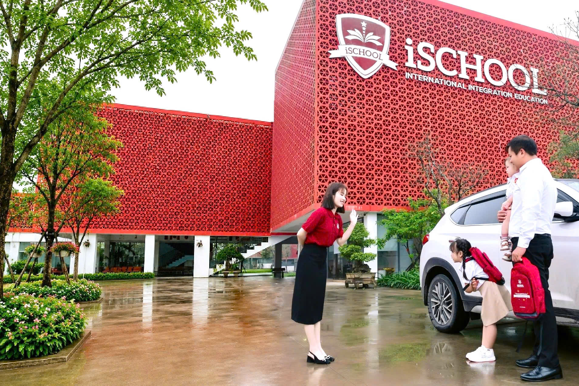 iSchool Quảng Trị